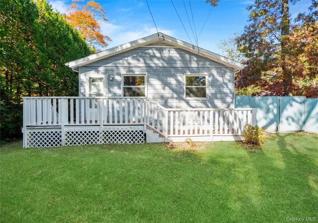 Single family home for sale at 11 Nelson Pl, Brookhaven, NY 11950 | MLS# 1067353