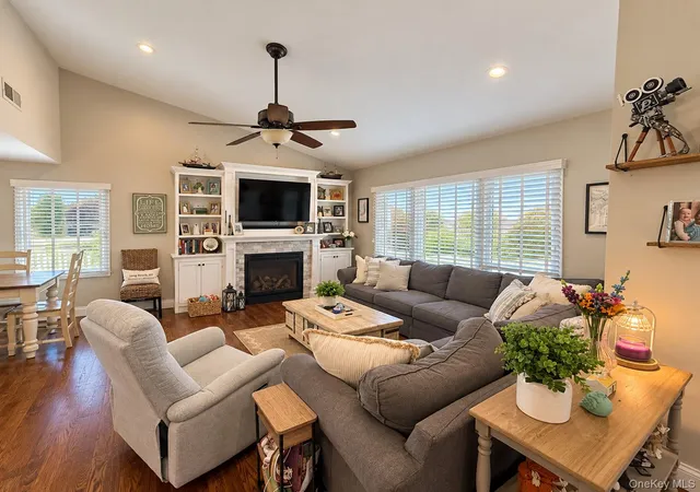 Photo 3 of Single family home for sale at 64 Farrell St, Long Beach, NY 11561 | MLS# 1067358 | Listing updated on 2026-10-28