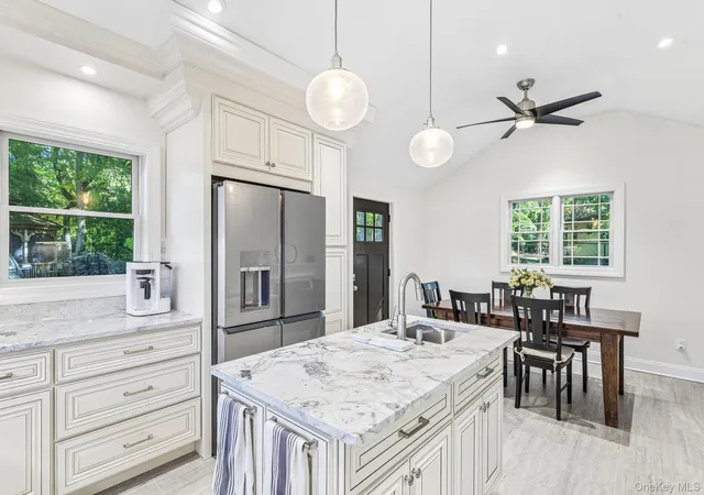 Photo 4 of Single family home for sale at 107 Gnarled Holw Rd, Brookhaven, NY 11733 | MLS# 1067376 | Listing updated on 2026-10-30