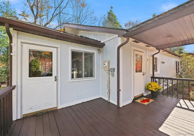 Photo 2 of Single family home for sale at 7 Sara Dr, Fallsburg, NY 12759 | MLS# 1067455 | Listing updated on 2026-10-29