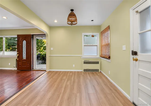 Photo 4 of House for sale at 77-10 252nd Street, New York, NY 11426 | MLS# 1067468 | Listing updated on 2026-10-28