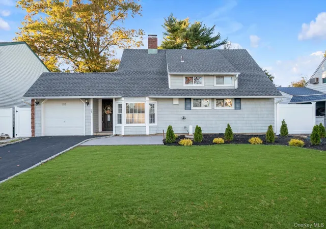 Photo 1 of Single family home for sale at 58 Choir Ln, North Hempstead, NY 11590 | MLS# 1067469 | Listing updated on 2026-10-29