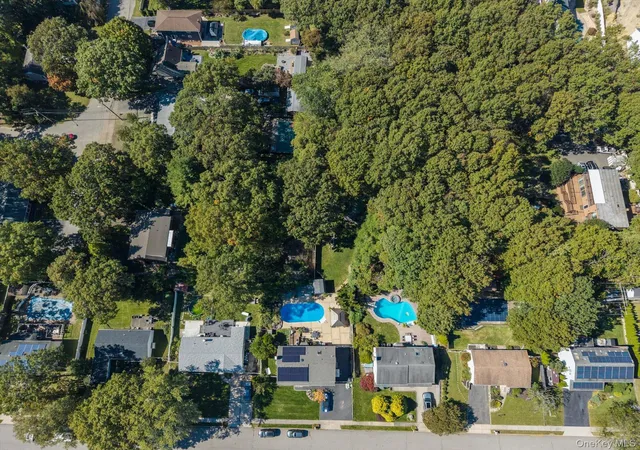 Photo 4 of Single family home for sale at 26 Olive Ct, Brookhaven, NY 11738 | MLS# 1067476 | Listing updated on 2026-10-29