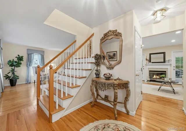 Photo 4 of Single family home for sale at 45 Wellington Ct, Yorktown, NY 10598 | MLS# 1067501 | Listing updated on 2026-10-29