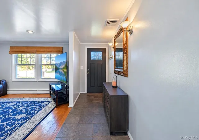 Photo 3 of Single family home for sale at 13 Delaware Rd, Babylon, NY 11704 | MLS# 1067528 | Listing updated on 2026-10-29