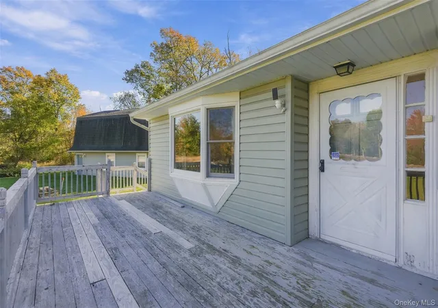 Photo 3 of Single family home for sale at 435 Guilford Rd, Gardiner, NY 12561 | MLS# 1067535 | Listing updated on 2026-10-29
