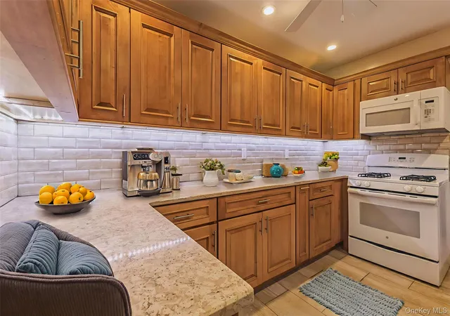 Photo 4 of House for sale at 99-10 60th Avenue #E6, New York, NY 11368 | MLS# 1067560 | Listing updated on 2026-10-28