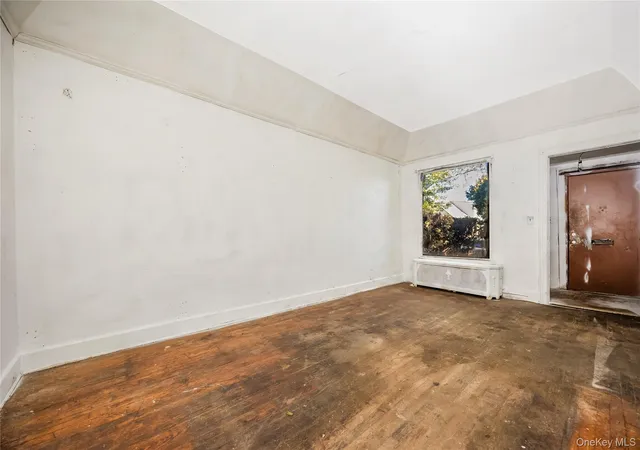 Photo 4 of Single family home for sale at 117-40 227th Street, New York, NY 11411 | MLS# 1067562 | Listing updated on 2026-10-28