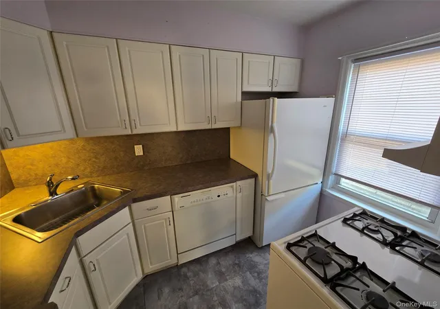 Photo 4 of House for sale at 209-43 35 Avenue #1A, New York, NY 11361 | MLS# 1067600 | Listing updated on 2026-10-28