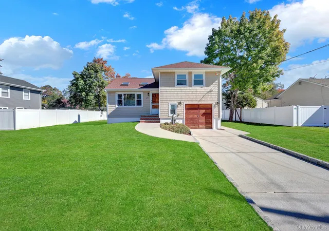 Photo 1 of Single family home for sale at 177 Evergreen Ave, Smithtown, NY 11787 | MLS# 1067602 | Listing updated on 2026-10-29