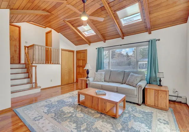 Photo 3 of Single family home for sale at 177 Evergreen Ave, Smithtown, NY 11787 | MLS# 1067602 | Listing updated on 2026-10-29