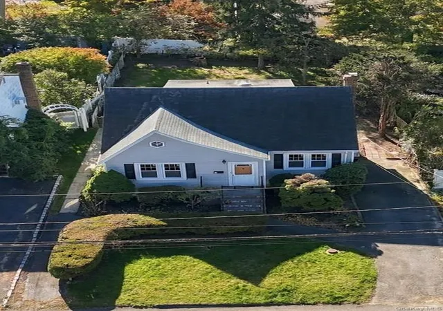 Photo 1 of Single family home for sale at 70 E 19th Street, Huntington, NY 11746 | MLS# 1067632 | Listing updated on 2026-10-29