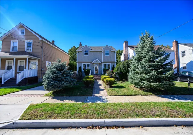 Photo 2 of Single family home for sale at 203 Holly Ave, Hempstead, NY 11550 | MLS# 1067647 | Listing updated on 2026-10-29
