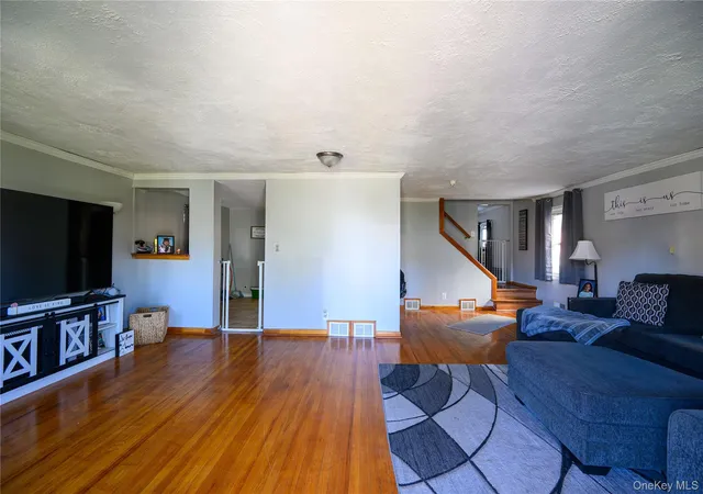 Photo 3 of Single family home for sale at 203 Holly Ave, Hempstead, NY 11550 | MLS# 1067647 | Listing updated on 2026-10-29