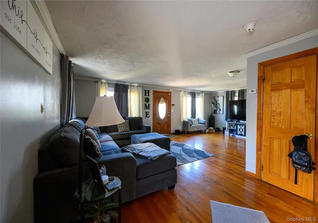 Photo 4 of Single family home for sale at 203 Holly Ave, Hempstead, NY 11550 | MLS# 1067647 | Listing updated on 2026-10-29