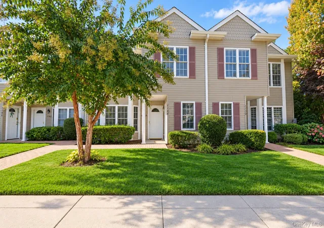 Photo 1 of Condo for sale at 1149 Savoy Dr, Huntington, NY 11747 | MLS# 1067655 | Listing updated on 2026-10-28