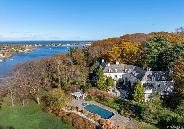 Photo 1 of Mansion for sale at 112 Horseshoe Rd, Oyster Bay, NY 11765 | MLS# 1067662 | Listing updated on 2026-10-28