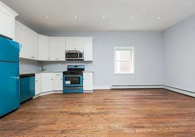 Photo 2 of House for sale at 453 Milford St, New York, NY 11208 | MLS# 1067683 | Listing updated on 2026-10-29