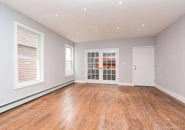 Photo 4 of House for sale at 453 Milford St, New York, NY 11208 | MLS# 1067683 | Listing updated on 2026-10-29