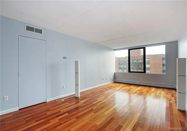 Photo 3 of Condo for sale at 4 Martine Ave #1411, White Plains, NY 10606 | MLS# 1067698 | Listing updated on 2026-10-28