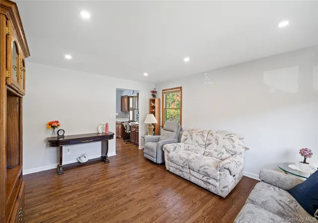 Photo 2 of Single family home for sale at 28 Forest Ave, Cortlandt, NY 10567 | MLS# 1067720 | Listing updated on 2026-10-29