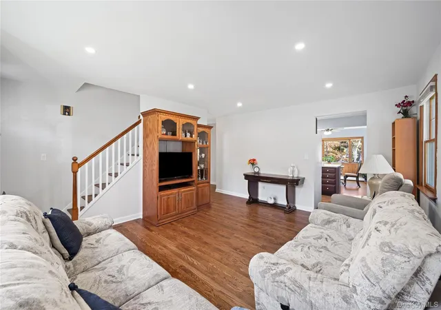 Photo 3 of Single family home for sale at 28 Forest Ave, Cortlandt, NY 10567 | MLS# 1067720 | Listing updated on 2026-10-29