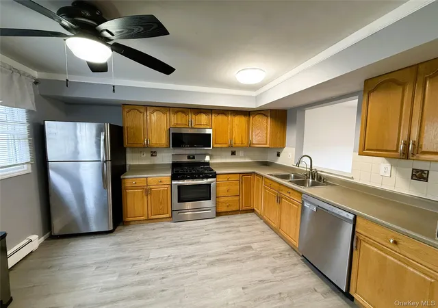 Photo 4 of Single family home for sale at 36 Brookside Dr W, Woodbury, NY 10926 | MLS# 1067727 | Listing updated on 2026-10-30