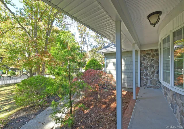 Photo 2 of Single family home for sale at 673 Old Medford Ave, Brookhaven, NY 11763 | MLS# 1067790 | Listing updated on 2026-10-28