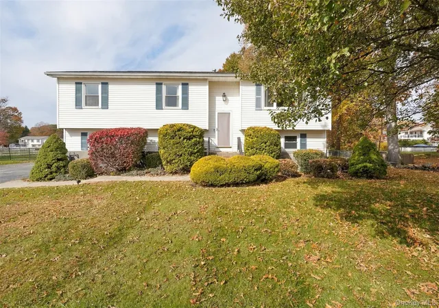 Single family home for sale at 3 Stanley Ln, Wappinger, NY 12590 | MLS# 1067819