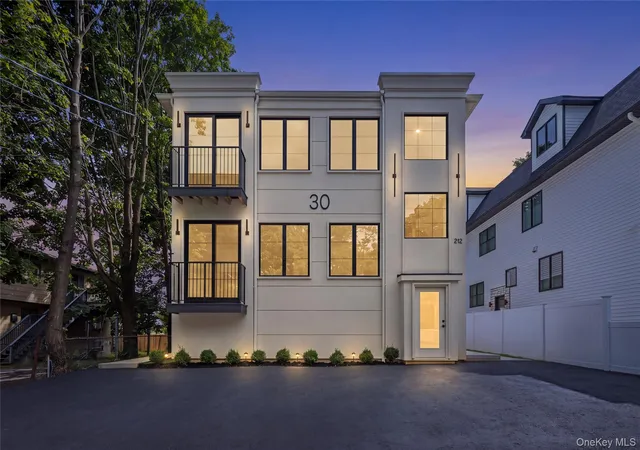 Condo for sale at 30 E Castle Ave #202, Ramapo, NY 10977 | MLS# 1067828