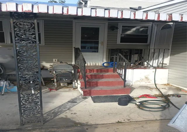 Photo 4 of Single family home for sale at 1649 Morgan St, Hempstead, NY 11580 | MLS# 1067832 | Listing updated on 2026-10-29