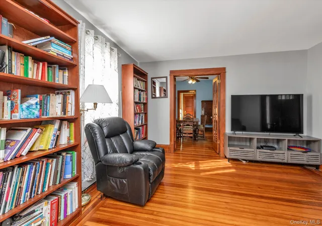 Photo 3 of Single family home for sale at 155 Berry Hl Rd, Oyster Bay, NY 11791 | MLS# 1067840 | Listing updated on 2026-10-29