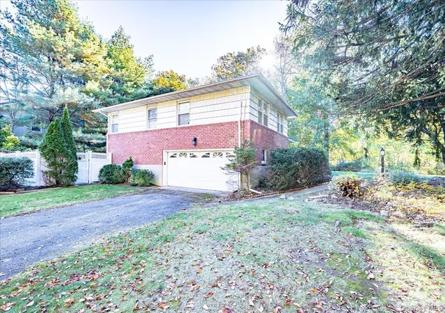 Photo 1 of Single family home for sale at 1 Beck Pl, Huntington, NY 11743 | MLS# 1067858 | Listing updated on 2026-10-29