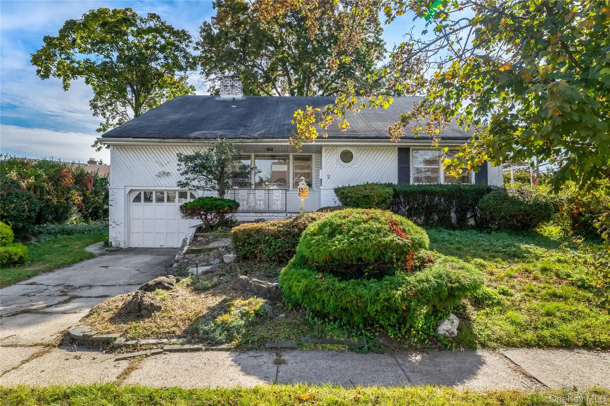 Photo 1 of Single family home for sale at 2 Meadow Ln, Hempstead, NY 11520 | MLS# 1067863 | Listing updated on 2026-10-29