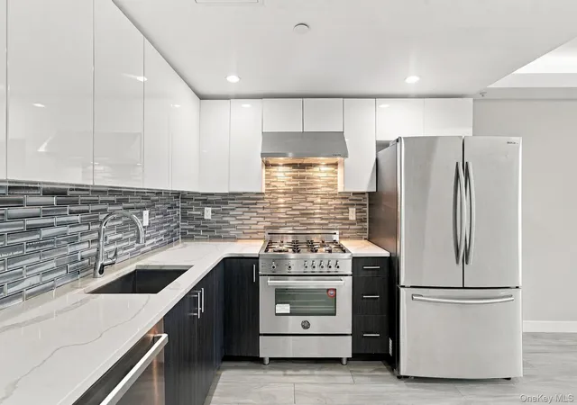 Photo 3 of Condo for sale at 9745 63rd Drive #3J, New York, NY 11374 | MLS# 1067901 | Listing updated on 2026-10-29