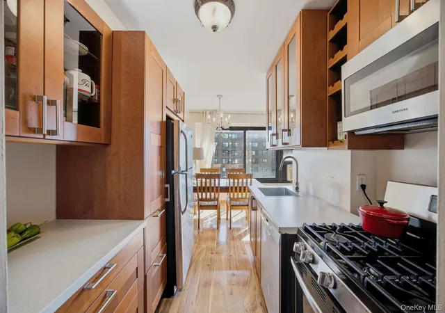 Condo for sale at 33-55 14th Street #12B, New York, NY 11106 | MLS# 1067903