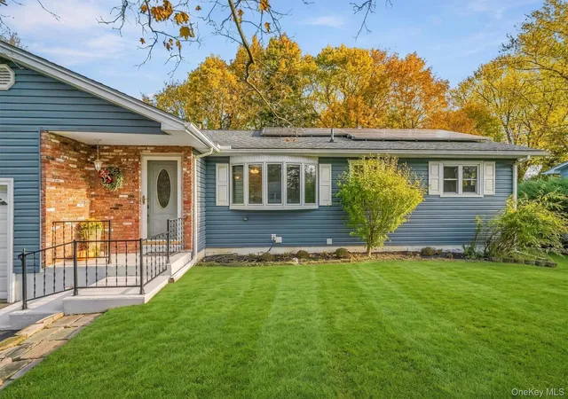 Photo 2 of Single family home for sale at 12 Allerton Ave, Middletown, NY 10940 | MLS# 1067909 | Listing updated on 2026-10-31