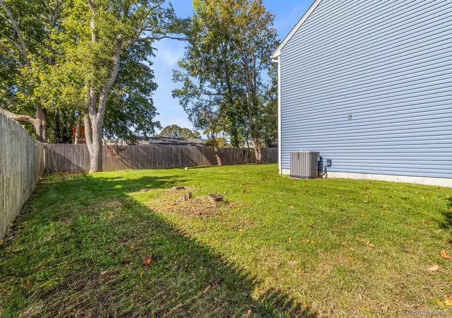 Photo 1 of Single family home for sale at 514 Amsterdam Ave, Brookhaven, NY 11772 | MLS# 1067917 | Listing updated on 2026-10-30