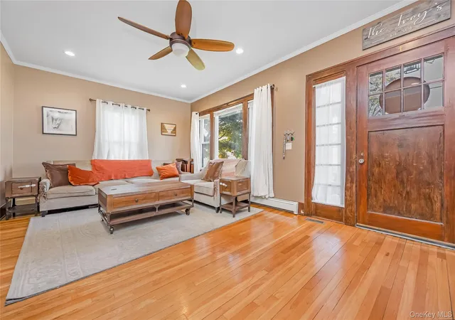 Photo 4 of Single family home for sale at 466 N Wellwood Ave, Babylon, NY 11757 | MLS# 1067936 | Listing updated on 2026-10-29