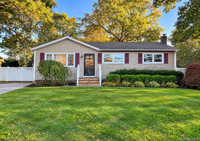 Photo 1 of Single family home for sale at 3 Squires Ave, Brookhaven, NY 11776 | MLS# 1067971 | Listing updated on 2026-10-28