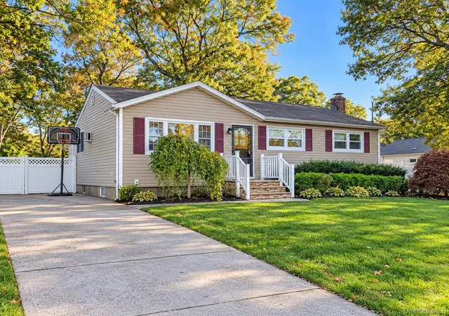 Photo 2 of Single family home for sale at 3 Squires Ave, Brookhaven, NY 11776 | MLS# 1067971 | Listing updated on 2026-10-28