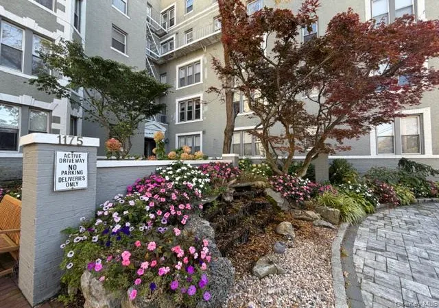 Photo 4 of House for sale at 1175 E Broadway #3-G, Hempstead, NY 11557 | MLS# 1067977 | Listing updated on 2026-10-29