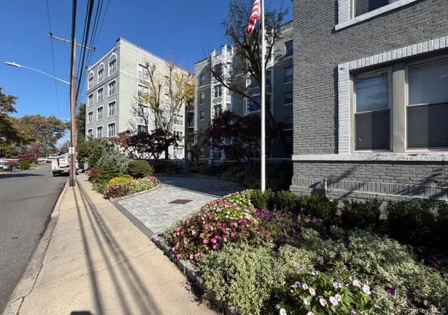 Photo 2 of House for sale at 1175 E Broadway #3-G, Hempstead, NY 11557 | MLS# 1067977 | Listing updated on 2026-10-29