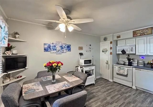 Photo 3 of Single family home for sale at 84 Palmetto Dr, Brookhaven, NY 11967 | MLS# 1067978 | Listing updated on 2026-10-29