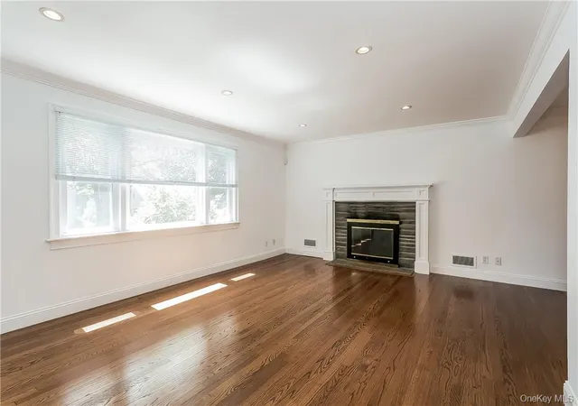 Photo 2 of Single family home for sale at 20 Walker Ave, Rye City, NY 10580 | MLS# 1067991 | Listing updated on 2026-10-29