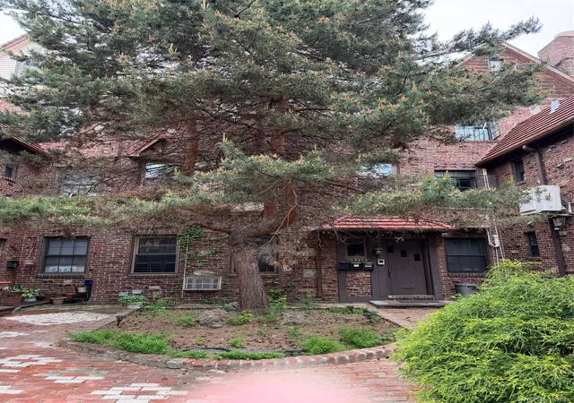 Photo 2 of Multi family home for sale at 189 37 37th Avenue, New York, NY 11358 | MLS# 1067995 | Listing updated on 2026-10-29