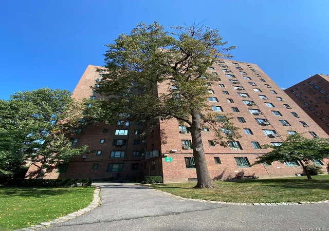 Condo for sale at 14 Metropolitan Oval #12B, New York, NY 10462 | MLS# 1068007