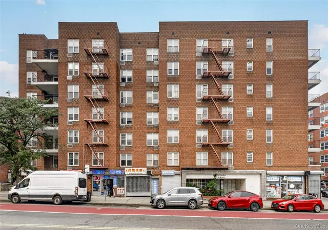 Condo for sale at 45-92 Main St #7L, New York, NY 11355 | MLS# 1068026