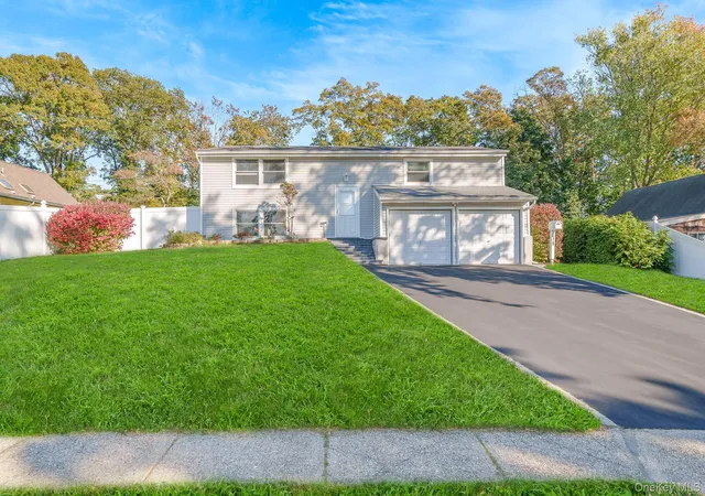 Single family home for sale at 79 Snowberry Ln, Islip, NY 11749 | MLS# 1068027