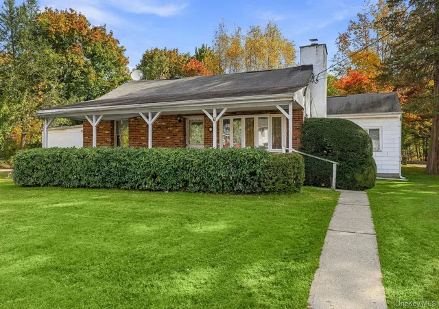 Single family home for sale at 8 Knollwood Dr, Ossining, NY 10562 | MLS# 1068028